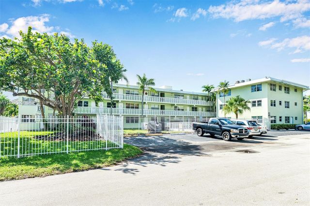 1900 NE 8th Ct 302, Fort Lauderdale, FL 33304