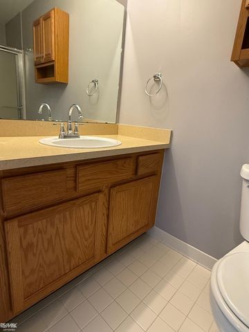 35037 Windsor Drive, New Baltimore, MI 48047