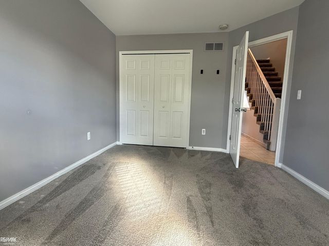 35037 Windsor Drive, New Baltimore, MI 48047