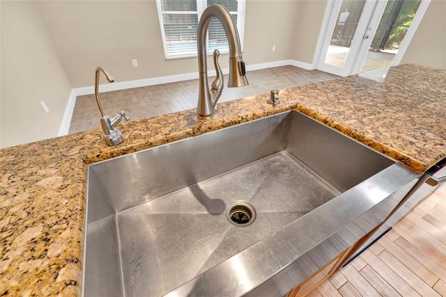 11775 112TH AVENUE, Seminole, FL 33778