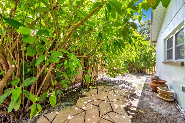 11775 112TH AVENUE, Seminole, FL 33778