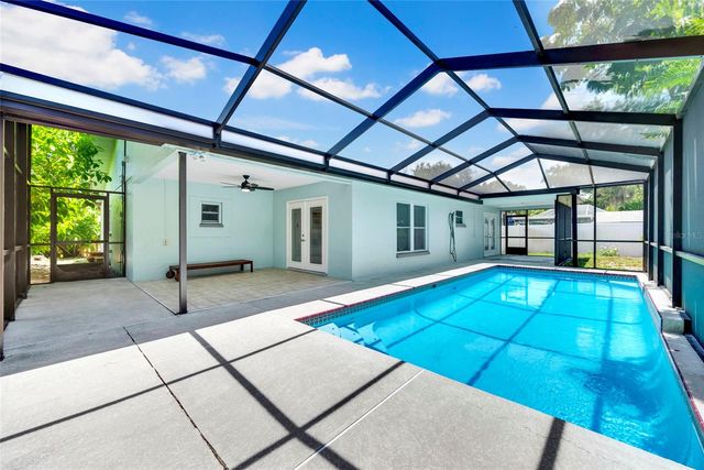 11775 112TH AVENUE, Seminole, FL 33778