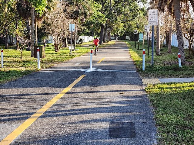 11775 112TH AVENUE, Seminole, FL 33778