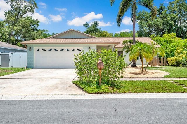 11775 112TH AVENUE, Seminole, FL 33778