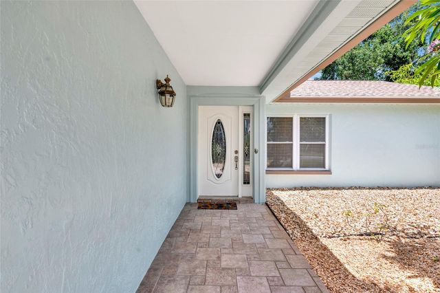 11775 112TH AVENUE, Seminole, FL 33778