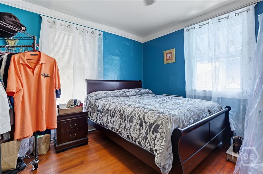 Image 24 of property listing at 805 E 40th Street, Savannah, GA 31401