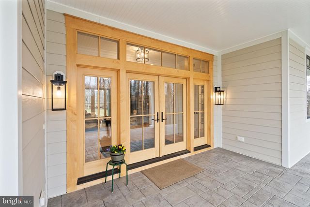17819 YATTON ROAD, Round Hill, VA 20141