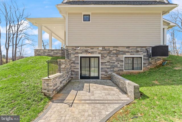17819 YATTON ROAD, Round Hill, VA 20141