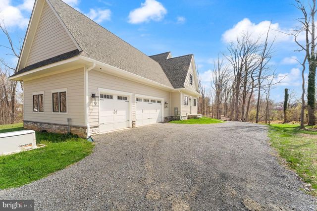 17819 YATTON ROAD, Round Hill, VA 20141