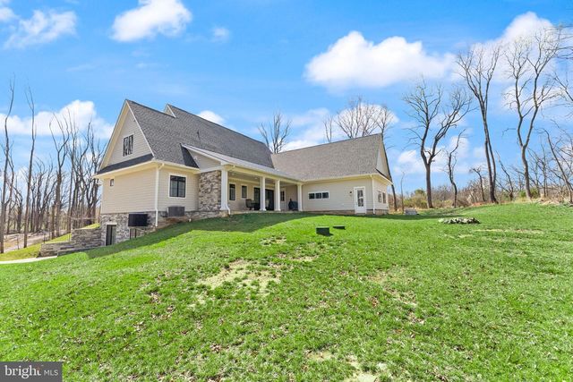 17819 YATTON ROAD, Round Hill, VA 20141