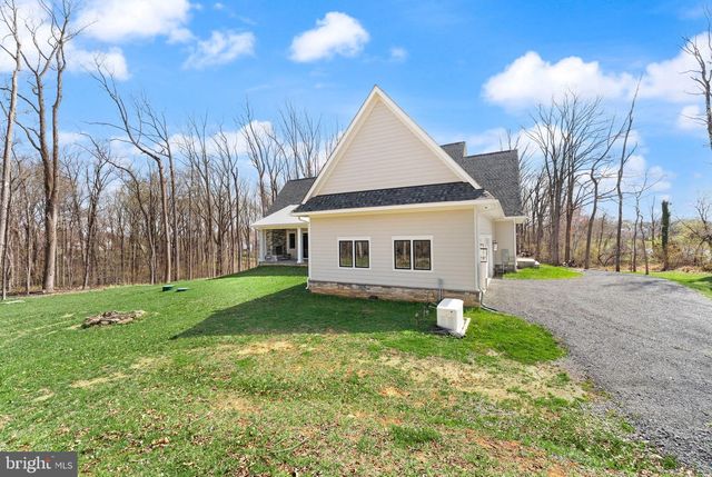 17819 YATTON ROAD, Round Hill, VA 20141