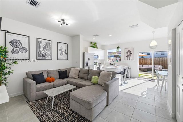 12245 NW 24th Pl, Miami, FL 33167