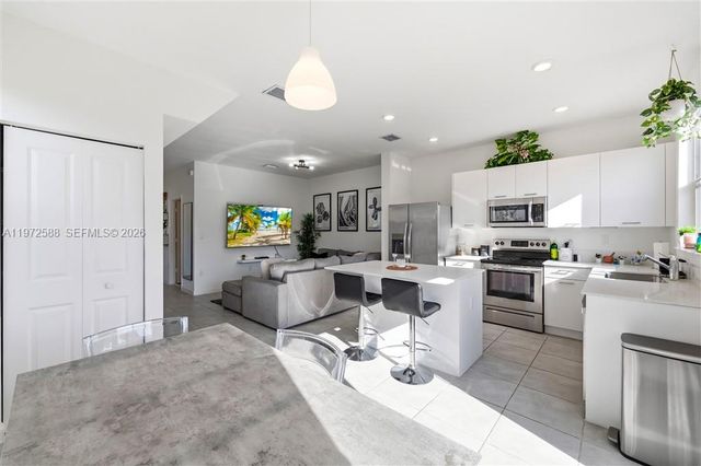 12245 NW 24th Pl, Miami, FL 33167
