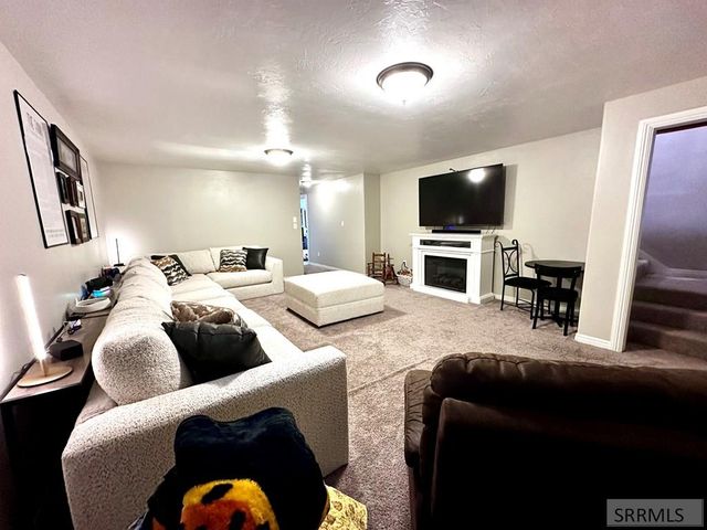 884 Buckboard Lane, Idaho Falls, ID 83402