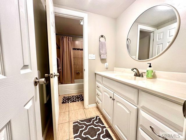 884 Buckboard Lane, Idaho Falls, ID 83402