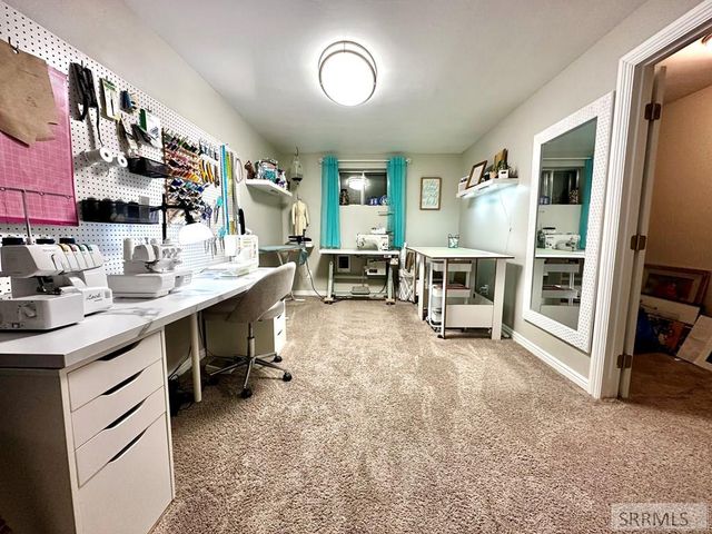 884 Buckboard Lane, Idaho Falls, ID 83402