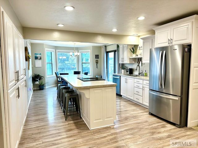 884 Buckboard Lane, Idaho Falls, ID 83402