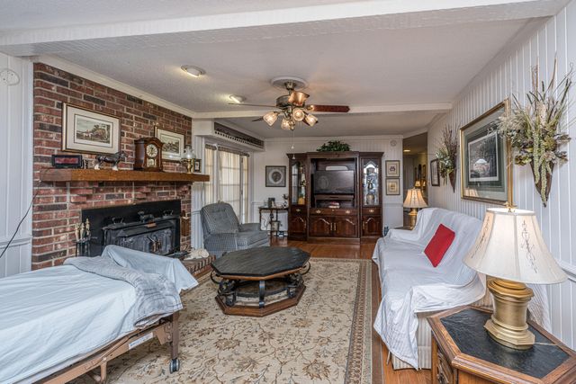 111 Weathers Street, Saint George, SC 29477