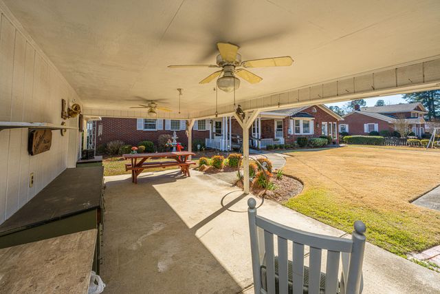 111 Weathers Street, Saint George, SC 29477