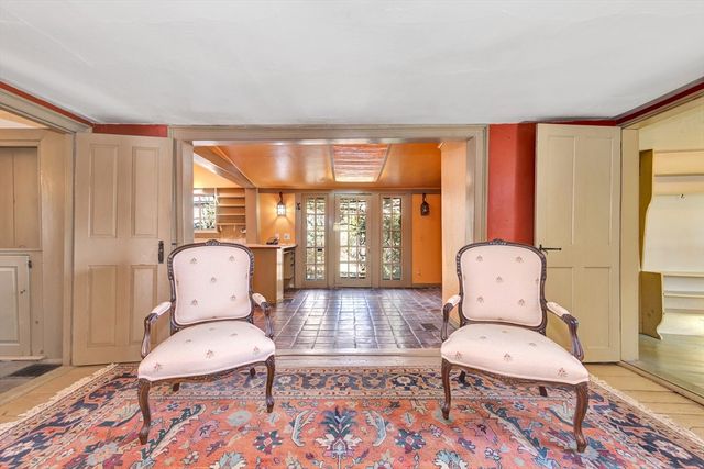 153 Main St, Wenham, MA 01984