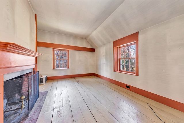 153 Main St, Wenham, MA 01984