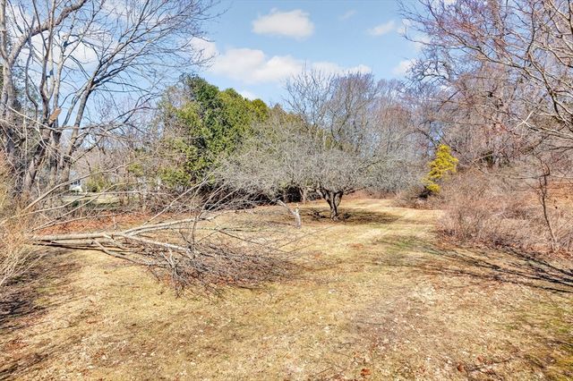 153 Main St, Wenham, MA 01984