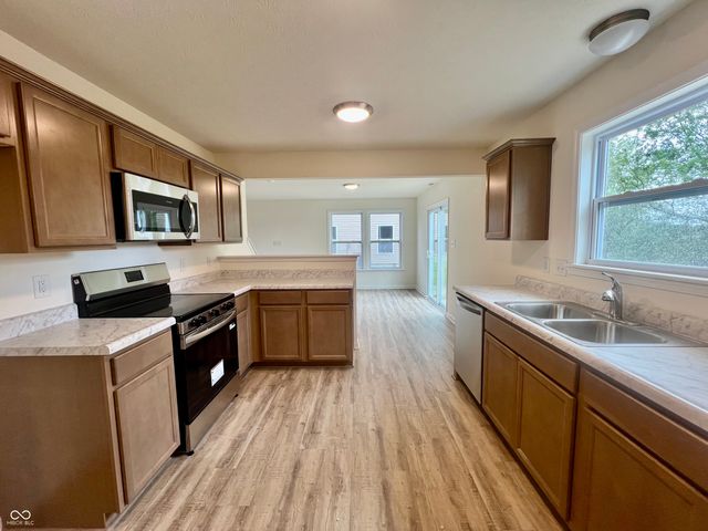 2321 N Liberty Lakes Drive, Greensburg, IN 47240