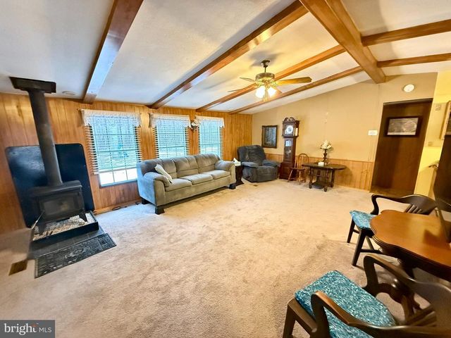 115 SPRING HILL LN, Honey Brook, PA 19344