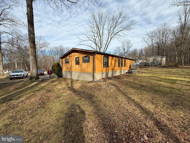 115 SPRING HILL LN, Honey Brook, PA 19344