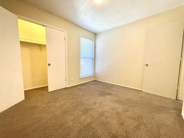 4601 Carlisle Boulevard NE APT D2, Albuquerque, NM 87109