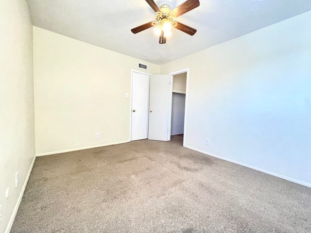 4601 Carlisle Boulevard NE APT D2, Albuquerque, NM 87109