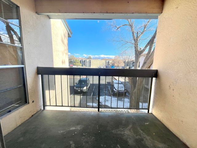 4601 Carlisle Boulevard NE APT D2, Albuquerque, NM 87109
