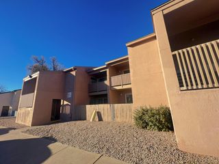 4601 Carlisle Boulevard NE APT D2, Albuquerque, NM 87109
