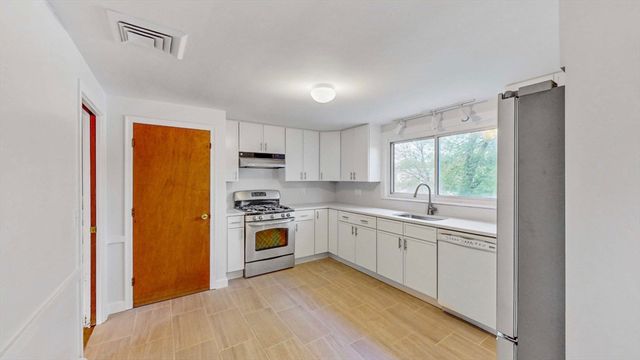 57 Spy Pond Ln, Arlington, MA 02474
