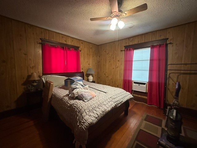 490 E Holley, Alba, TX 75410
