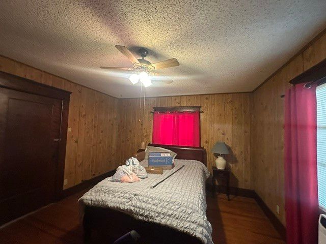 490 E Holley, Alba, TX 75410