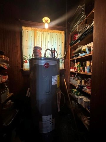 490 E Holley, Alba, TX 75410