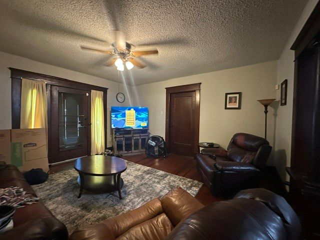 490 E Holley, Alba, TX 75410