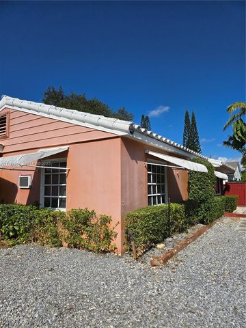 1117 NE 17th Way 1-3, Fort Lauderdale, FL 33304