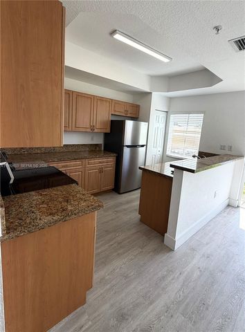1088 SW 144th Avenue 801, Pembroke Pines, FL 33027