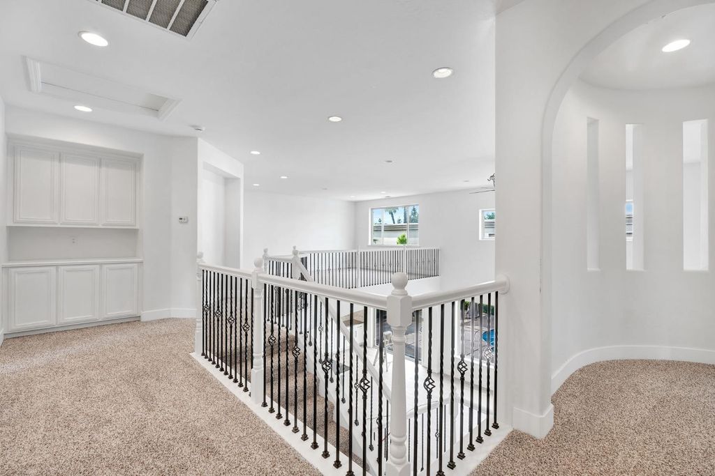 Image 21 of property listing at 1823 Houston Avenue, Clovis, CA 93619