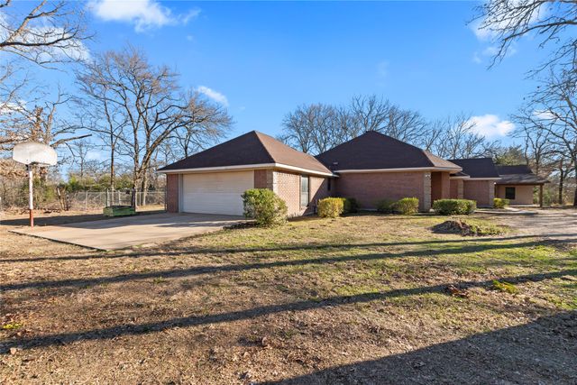 18288 Acre Lane, Kemp, TX 75143