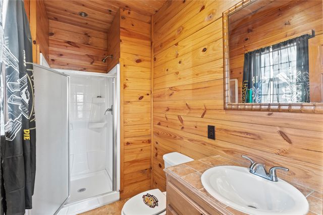 18288 Acre Lane, Kemp, TX 75143