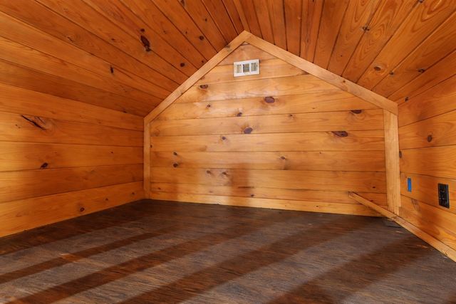 18288 Acre Lane, Kemp, TX 75143