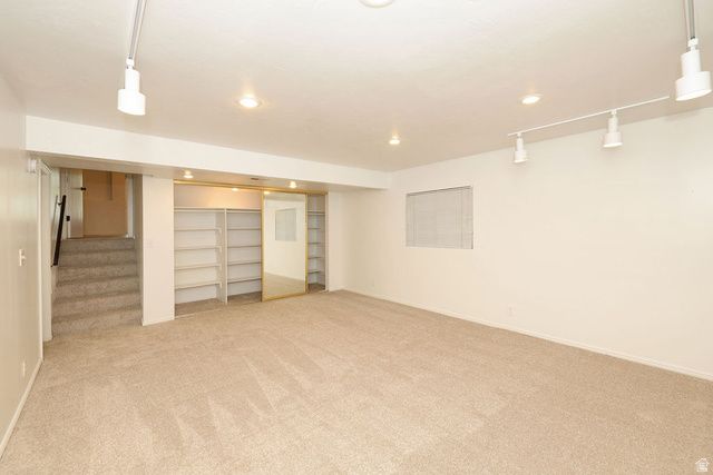 3073 W LINTON DR, West Jordan, UT 84088