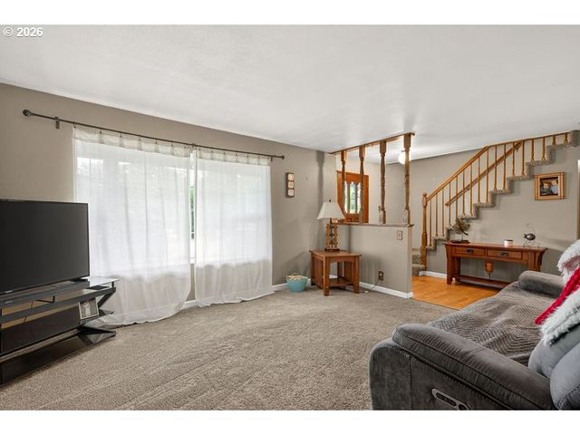 5215 Sw 184TH Ave, Beaverton, OR 97078