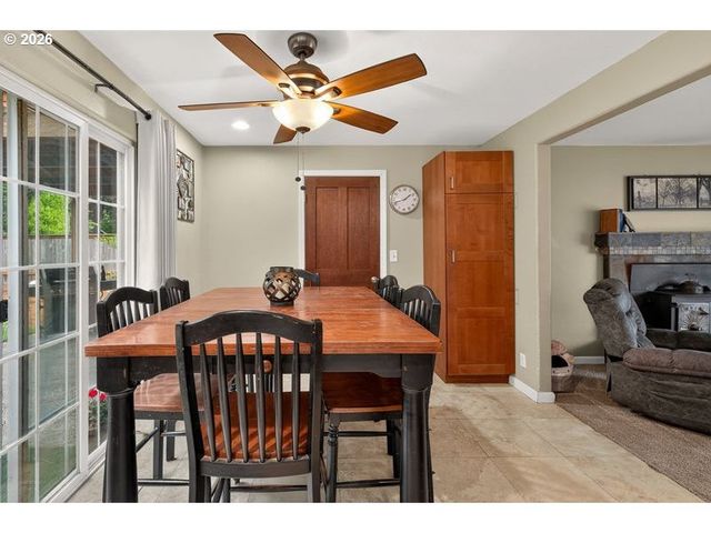 5215 Sw 184TH Ave, Beaverton, OR 97078