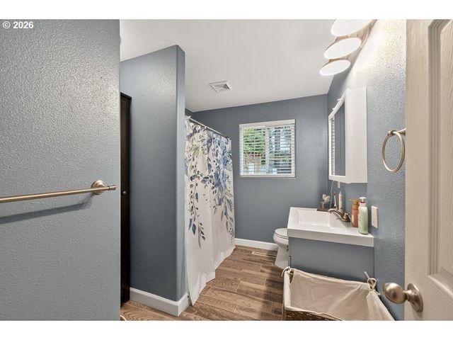 5215 Sw 184TH Ave, Beaverton, OR 97078