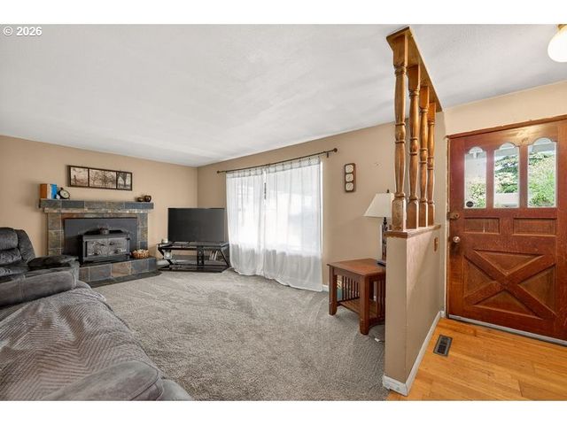 5215 Sw 184TH Ave, Beaverton, OR 97078