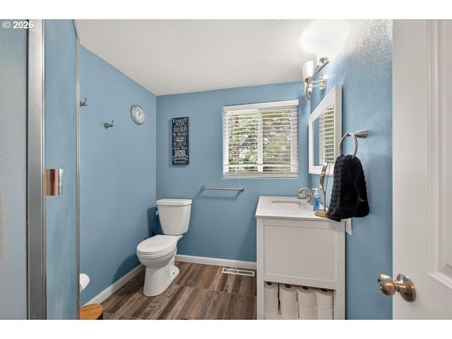 5215 Sw 184TH Ave, Beaverton, OR 97078